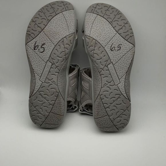 CUSHIONAIRE Women’s Comfort Footbed Outdoor Sandal Size 6.5 Wide - Picture 6 of 7